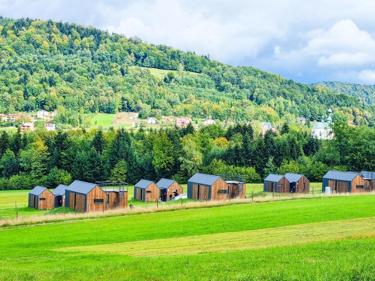 Pod Gwiazdami - Sauna, Jacuzzi, Basen Parco vacanze Klimkówka